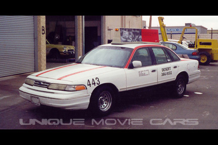 Crown Victoria Taxicab (customizable)